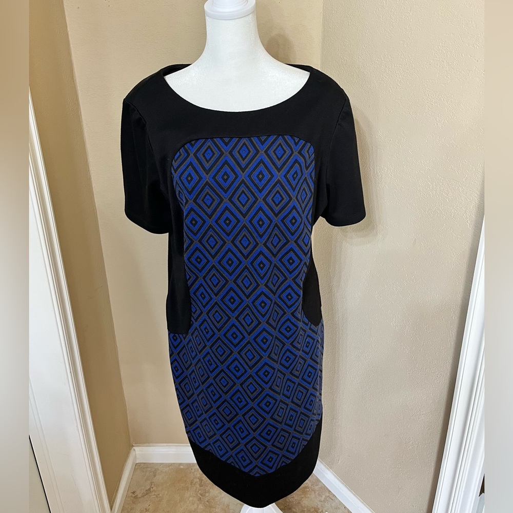 R & K Originals Knee High Dress - Size 16